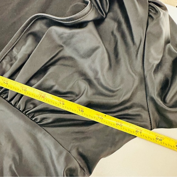 SHEIN Faux Leather Long Sleeve Bodysuit – Black (Size L / US 8–10) - Picture 7 of 8